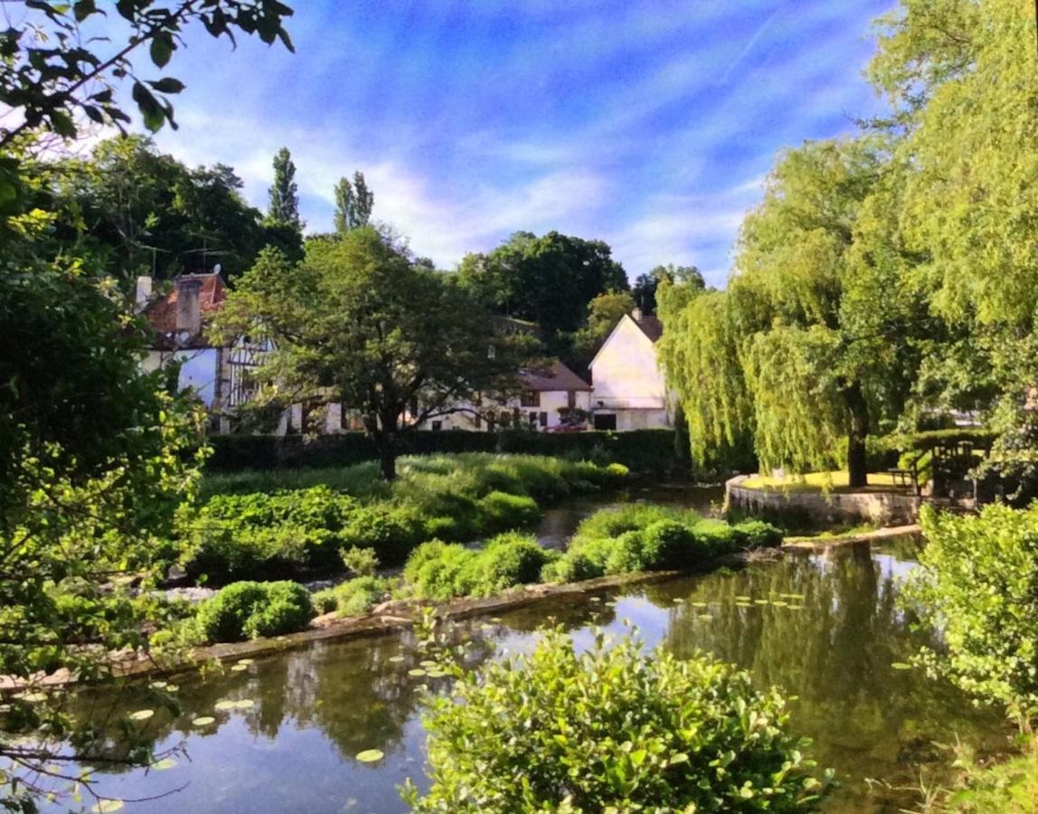 Maison Cosy En Plein Centre Ville Semur-en-Auxois Bagian luar foto