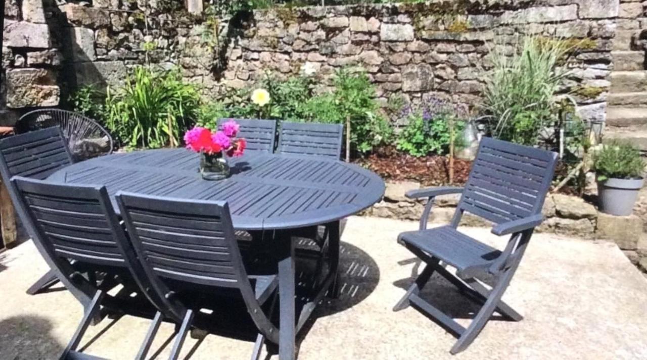 Maison Cosy En Plein Centre Ville Semur-en-Auxois Bagian luar foto