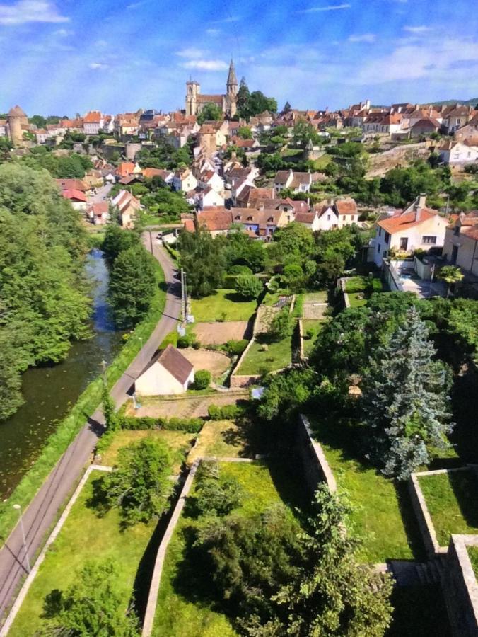 Maison Cosy En Plein Centre Ville Semur-en-Auxois Bagian luar foto
