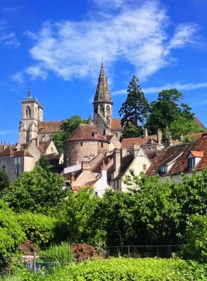 Maison Cosy En Plein Centre Ville Semur-en-Auxois Bagian luar foto